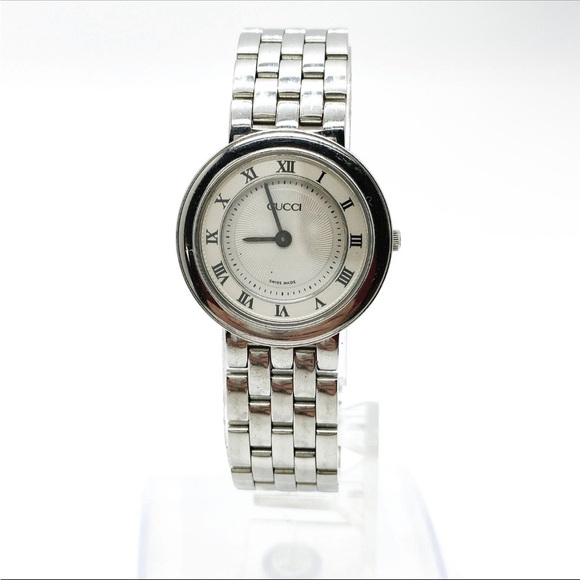 GUCCI Women’s 25mm Watch - EUC - Picture 1 of 8
